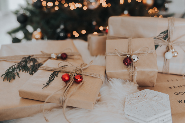 8 poklona za Božić koji će razveseliti svaku ženu, ali i muškarca